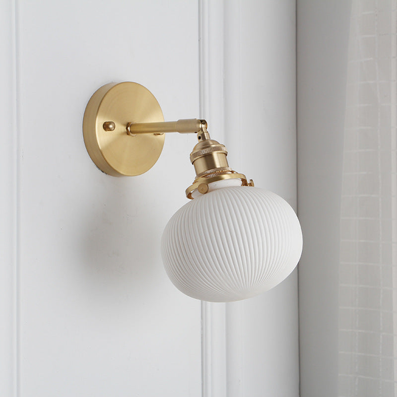 Lampada da Parete Ovale Cilindrica Minimalista Retro Giapponese in Ottone Lucite a 1 Luce
