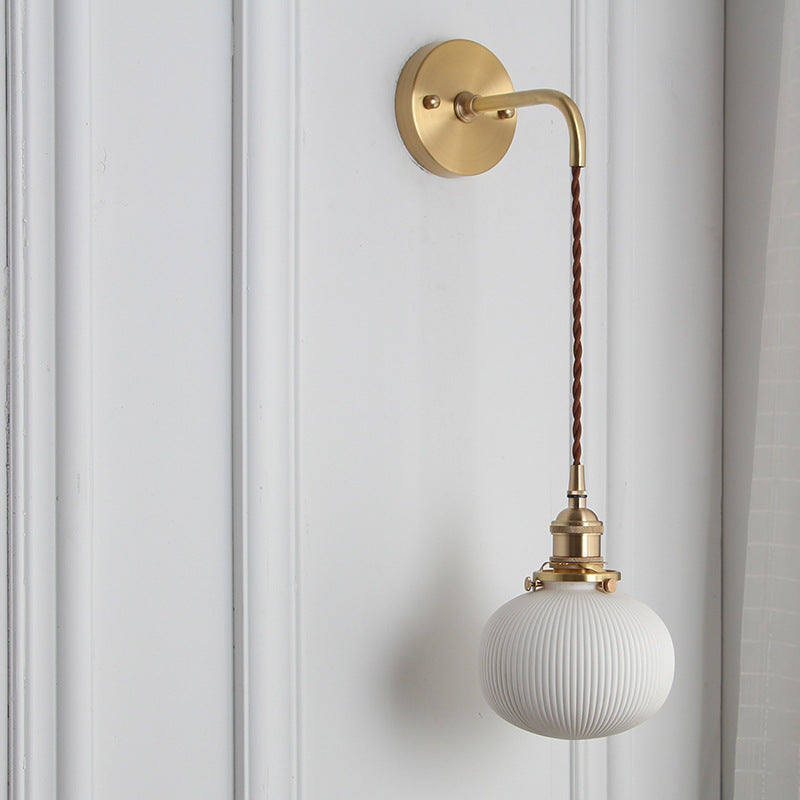 Lampada da Parete Ovale Cilindrica Minimalista Retro Giapponese in Ottone Lucite a 1 Luce