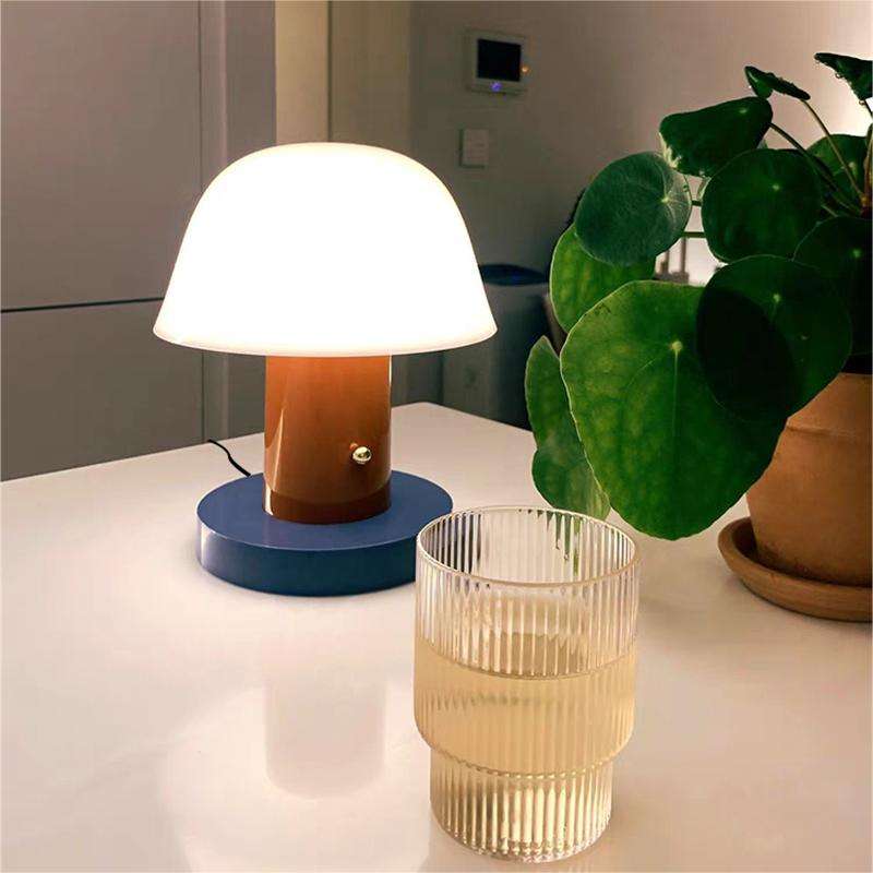 Mini Lampada da Tavolo a Fungo