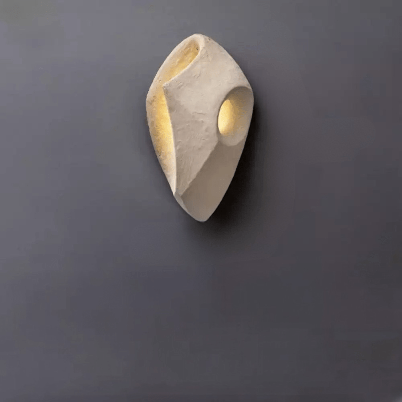 Lampada da Parete Minimalista con Estetica Wabi-Sabi