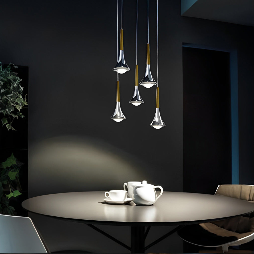 LumiDrop Nordic Design Pendelleuchte | Forma a Goccia | Elegante Luce LED per Sala da Pranzo e Soggiorno | In Nero, Oro e Cromo