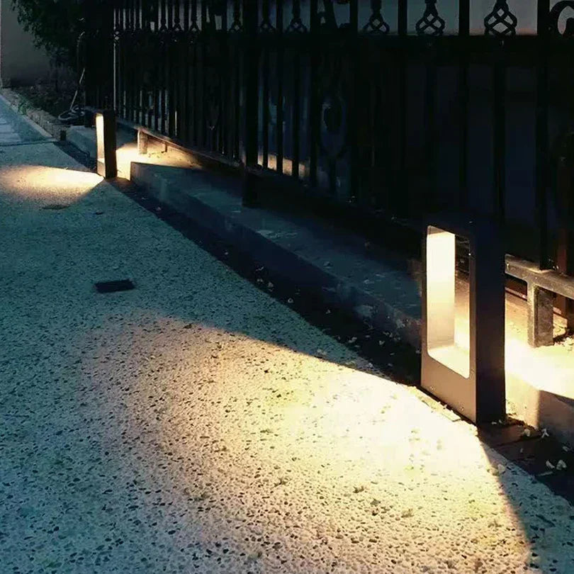 Lampada da giardino di alta qualità con montaggio durevole per uso esterno