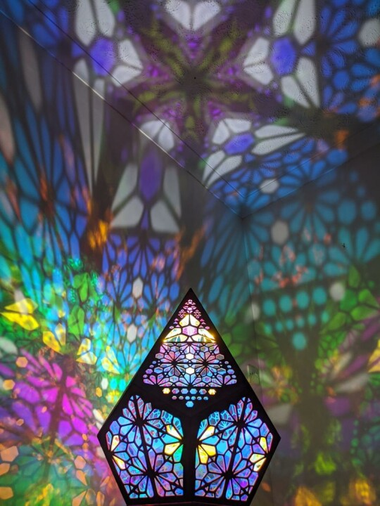 Lampada da tavolo LED in stile Buntglas - LumiAura