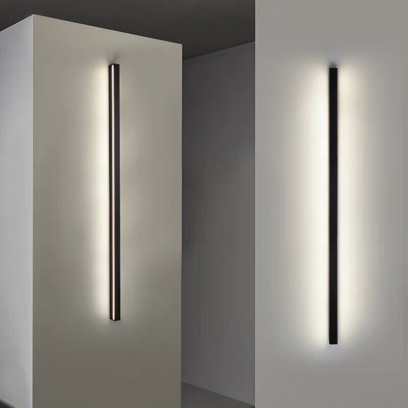 Lampada da parete lineare LED minimalista con illuminazione atmosferica