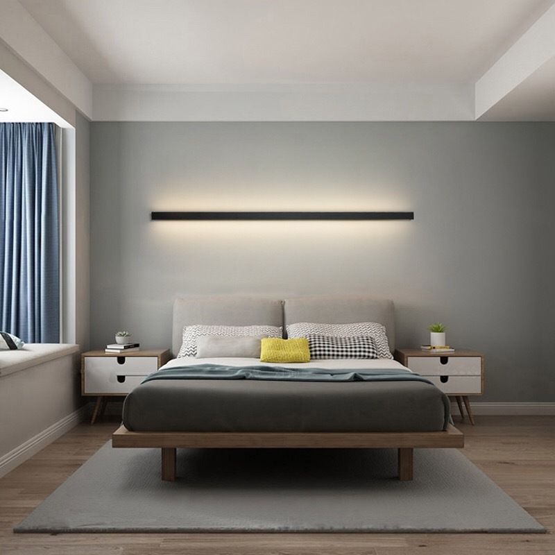 Lampada da parete lineare LED minimalista con illuminazione atmosferica