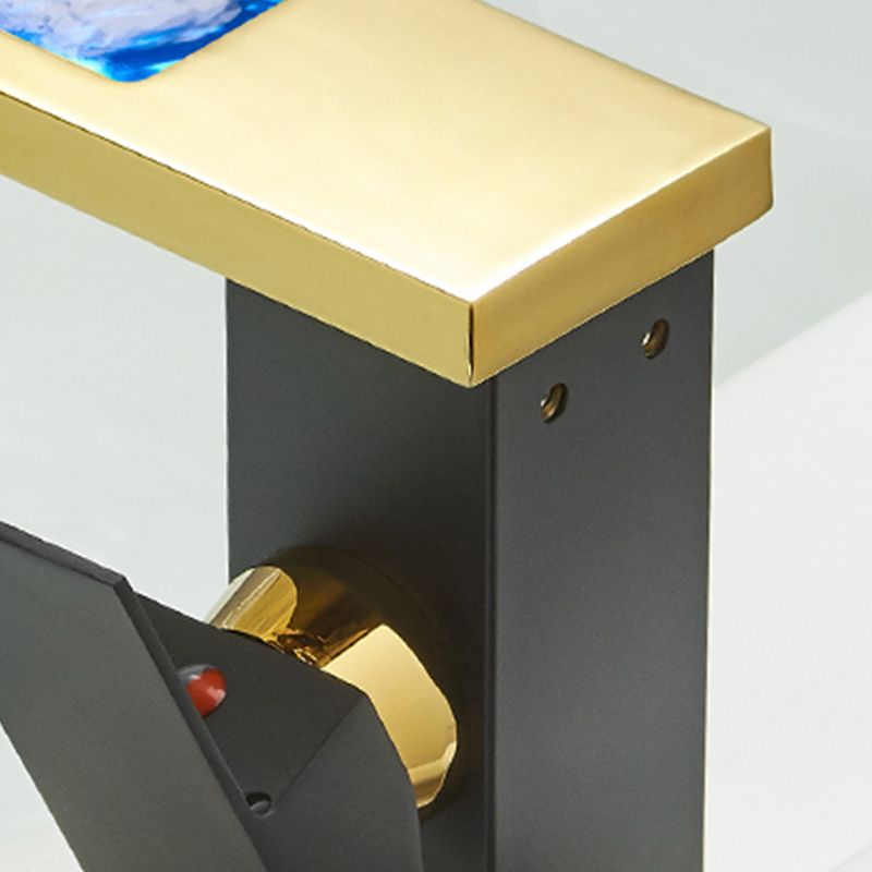 Rubinetto da lavabo moderno a cascata con LED in ottone