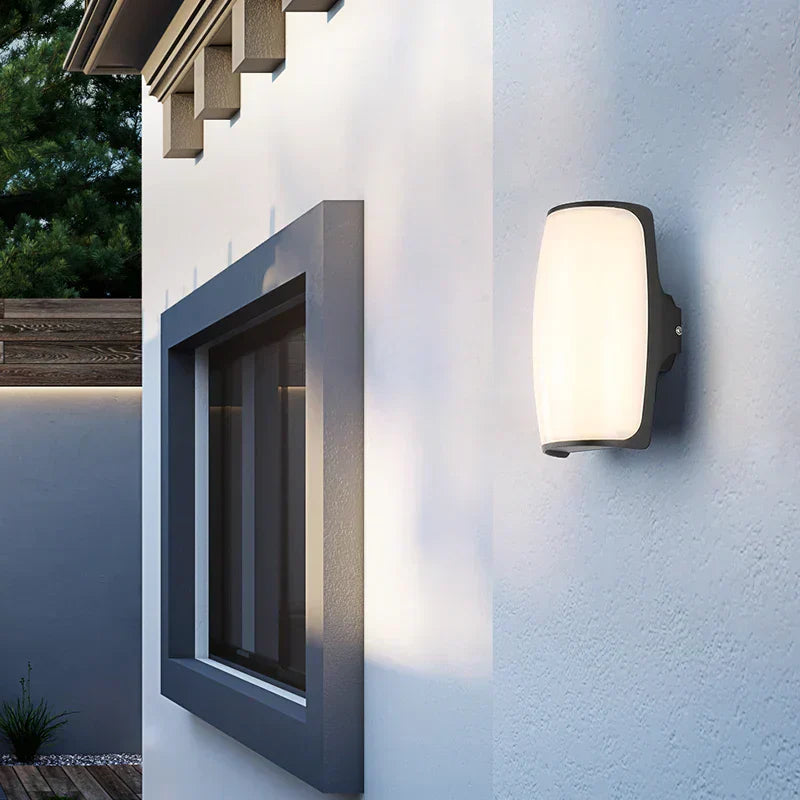 Applique da esterno LED impermeabile IP65 nera moderna
