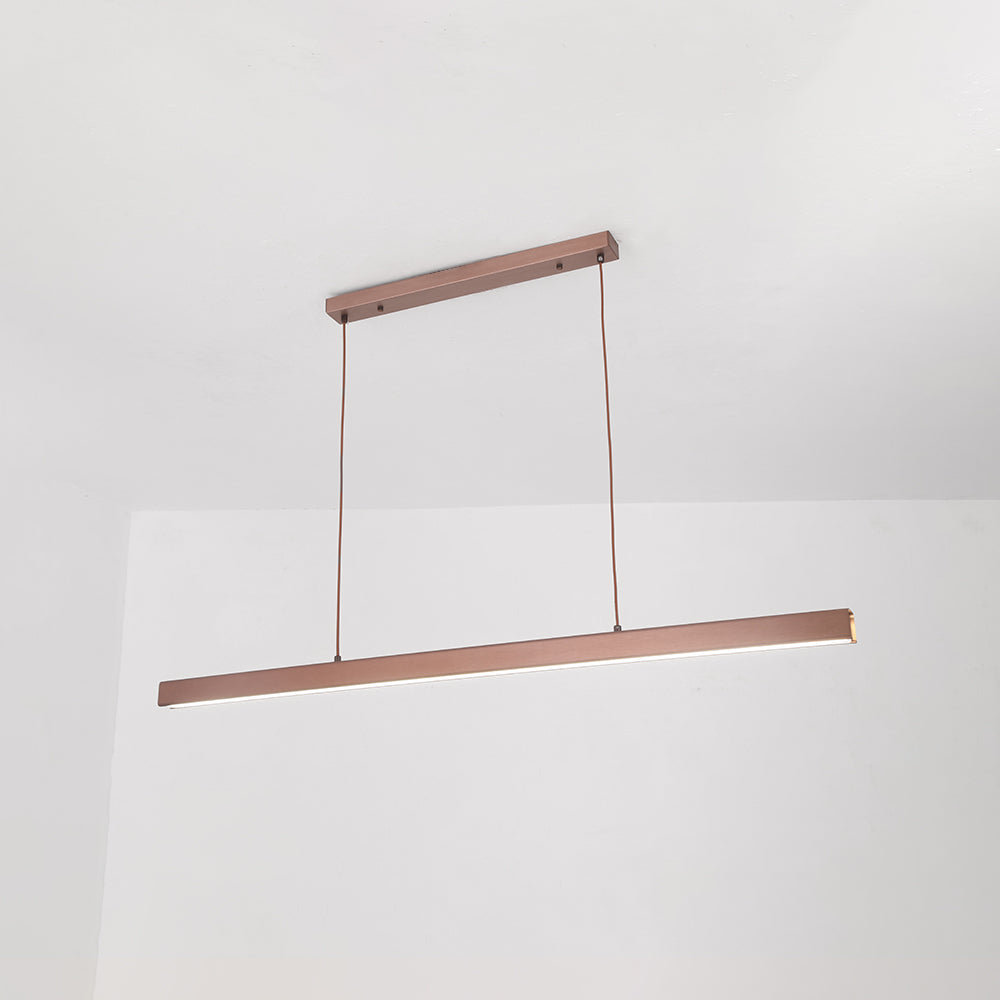 Moderno Lampadario a LED – Stile Industriale con Dettagli in Pelle
