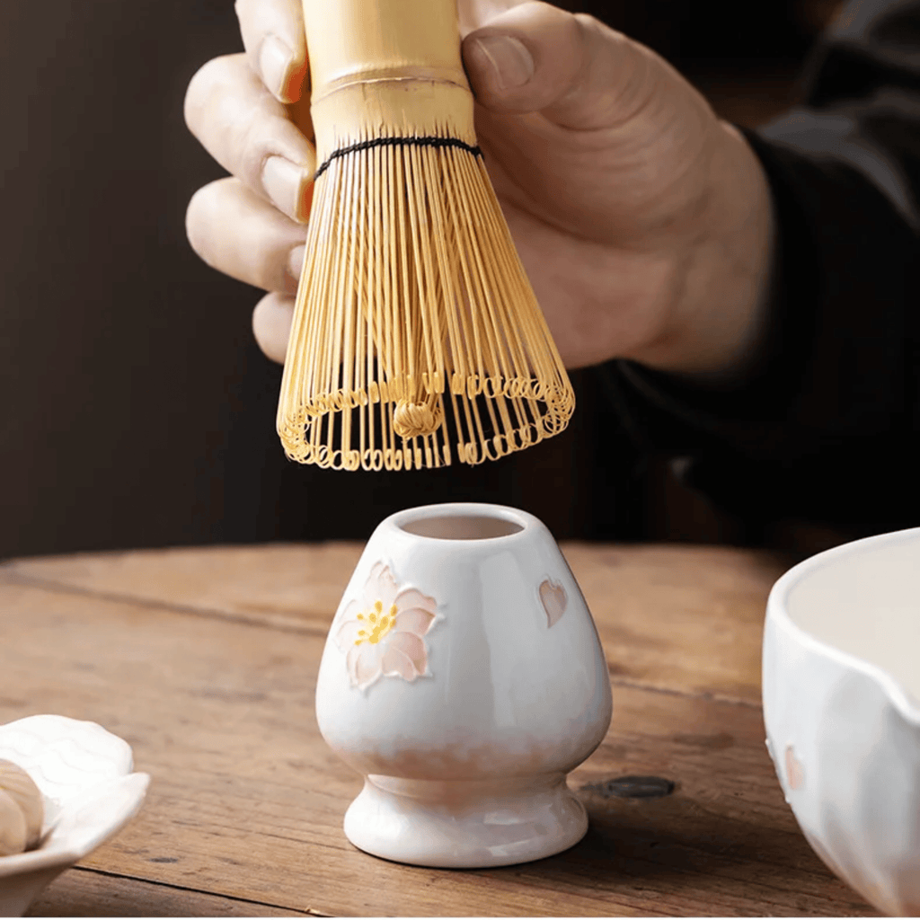 Set da Tè Matcha Giapponese Chado in 5 Pezzi con Fiori di Ciliegio