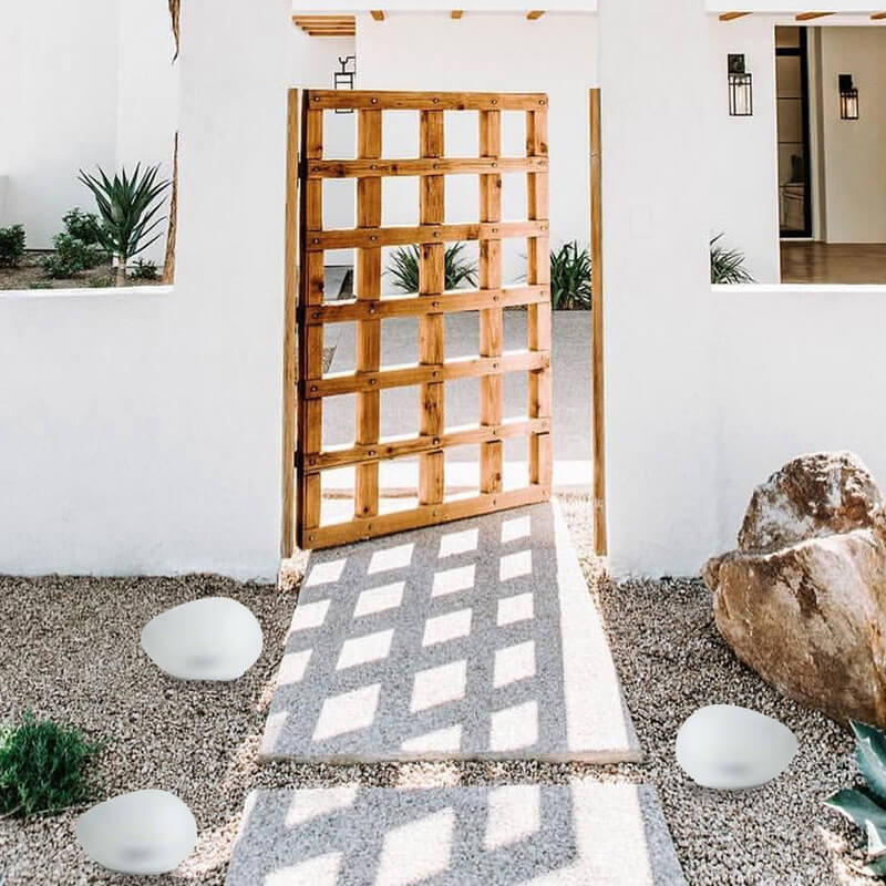 Luce Solare da Giardino con Aspetto di Vetro Satinato Design Compatto