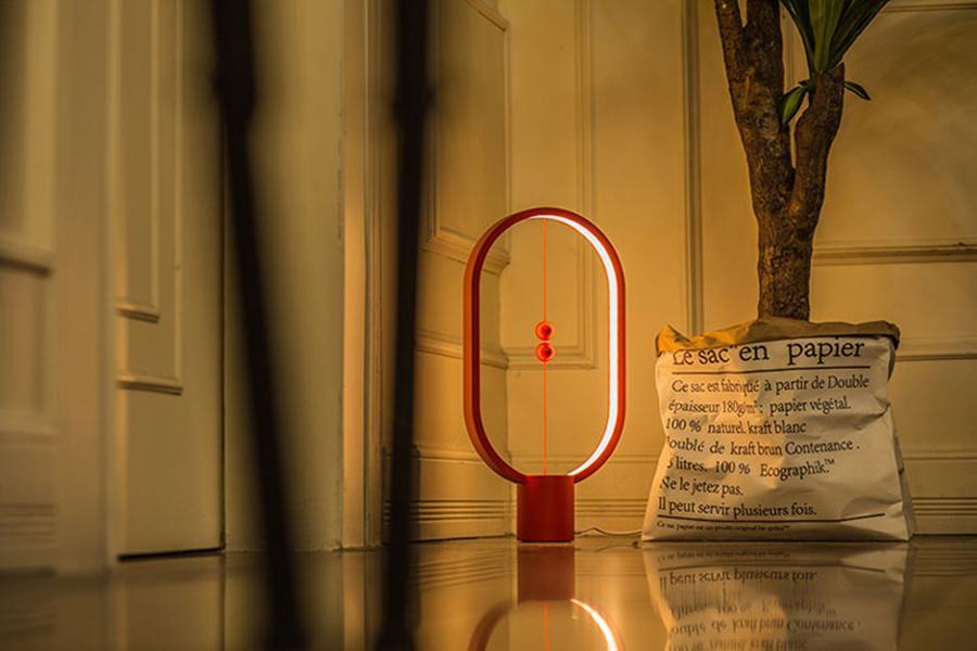Tao - Lampada LED Magnetica di Bilanciamento Moderna Nordica