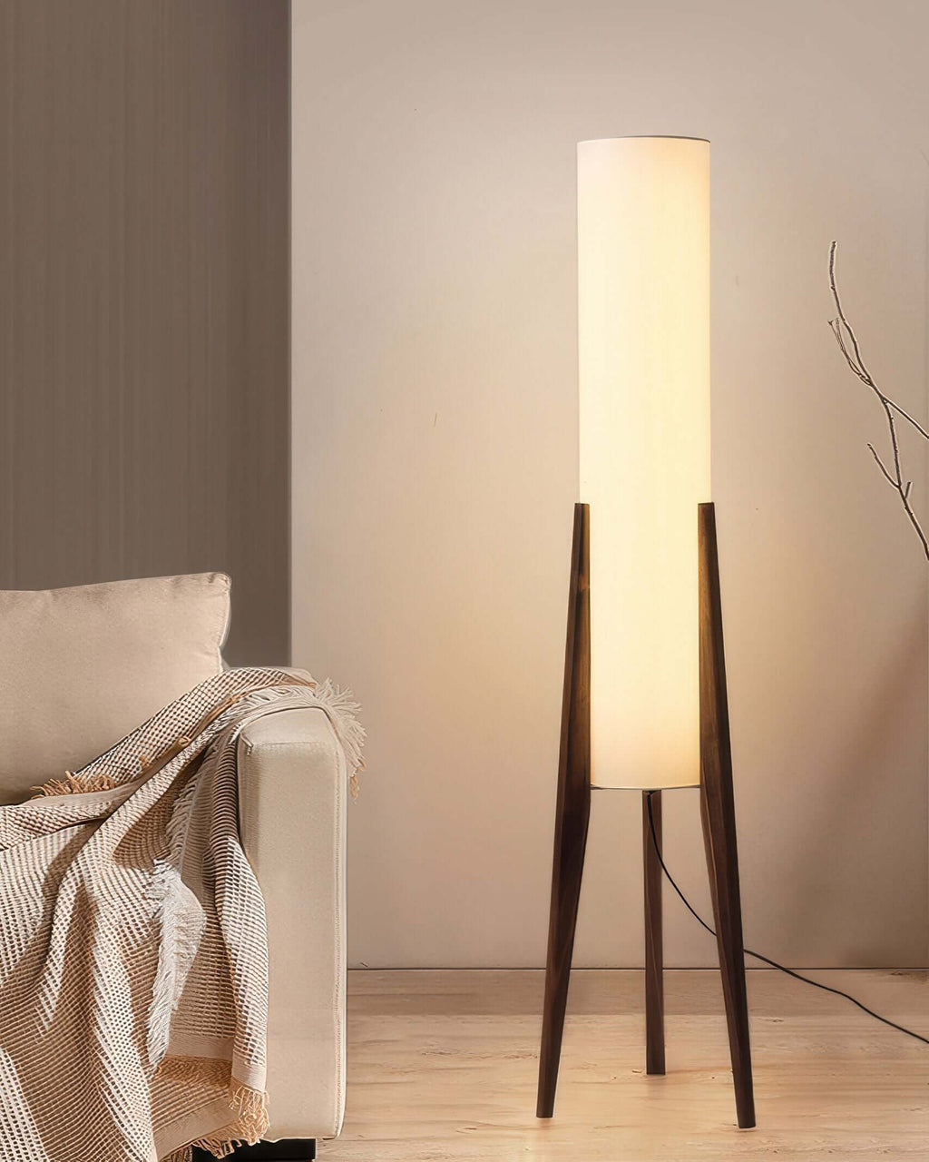 Lampada da Terra in Legno Massello con Paralume in Tessuto