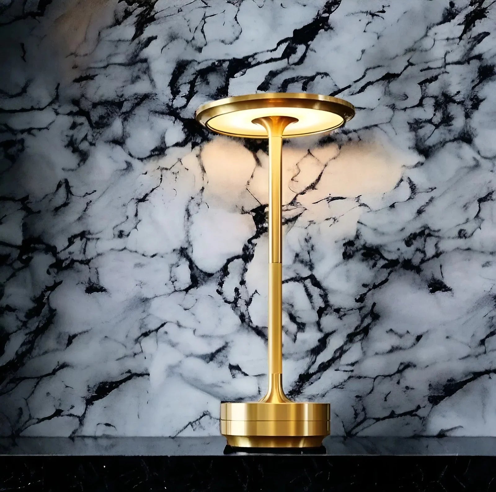 Lampada da Tavolo Wireless di Lusso - Illuminazione a LED
