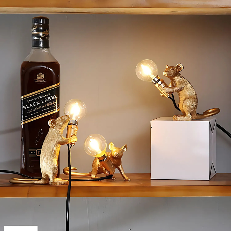 Mousey – Lampada da tavolo con Design Giocoso e Unico Punto di Attrazione