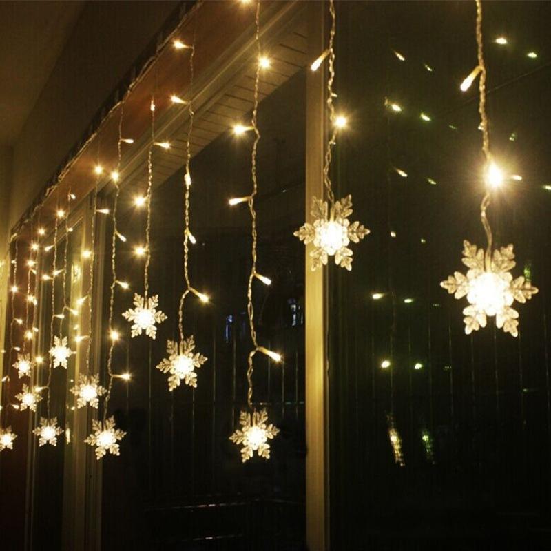 Catena di Luci LED con Fiocchi di Neve | Interno & Esterno
