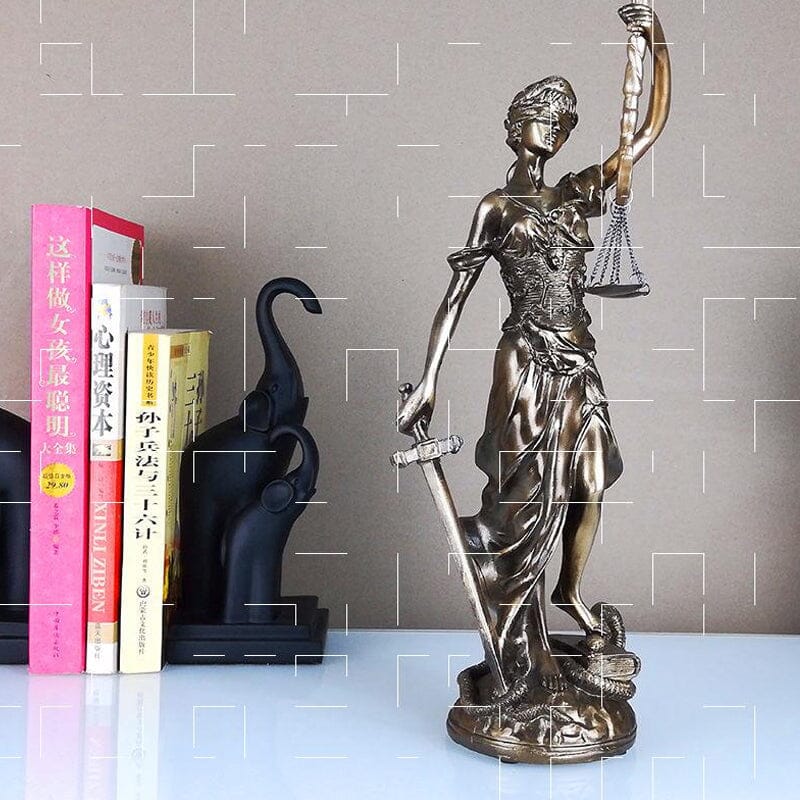 Brehn | Statua decorativa della Dea della Giustizia