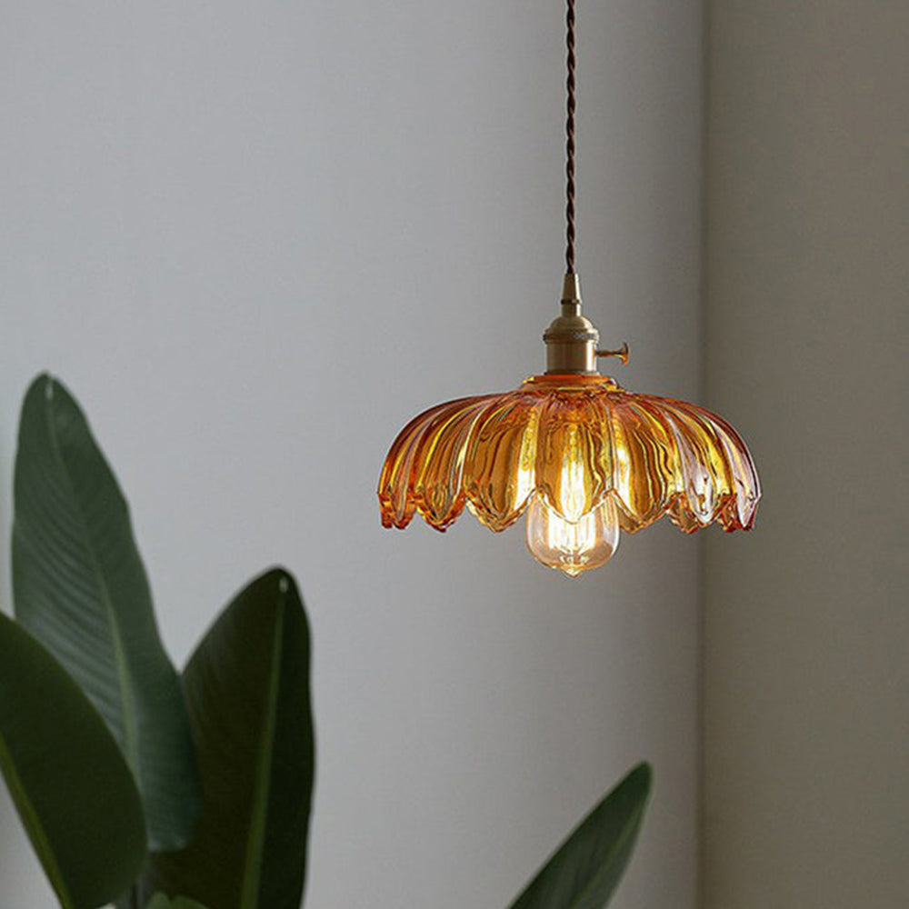 Luce in vetro che incanta per i dettagli!