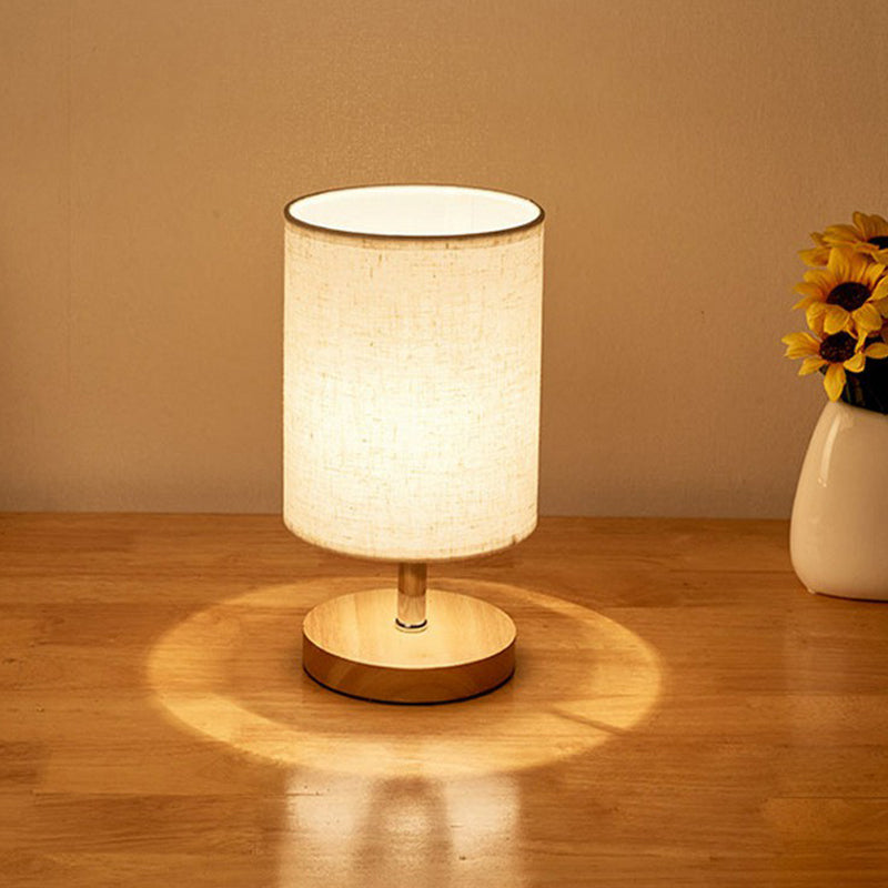 Lampada da Tavolo Minimalista LinenWood – Base in Legno Naturale & Paralume in Lino per Illuminazione Calda e Moderna