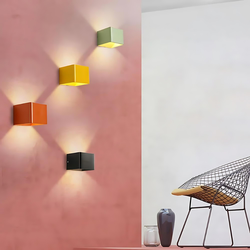 Thyrix - Moderna Lampada da Parete LED Quadrata