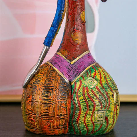 Sculture Moderne Astratte di Donne – Arte in Resina Colorata Fatta a Mano per Decorare la Casa