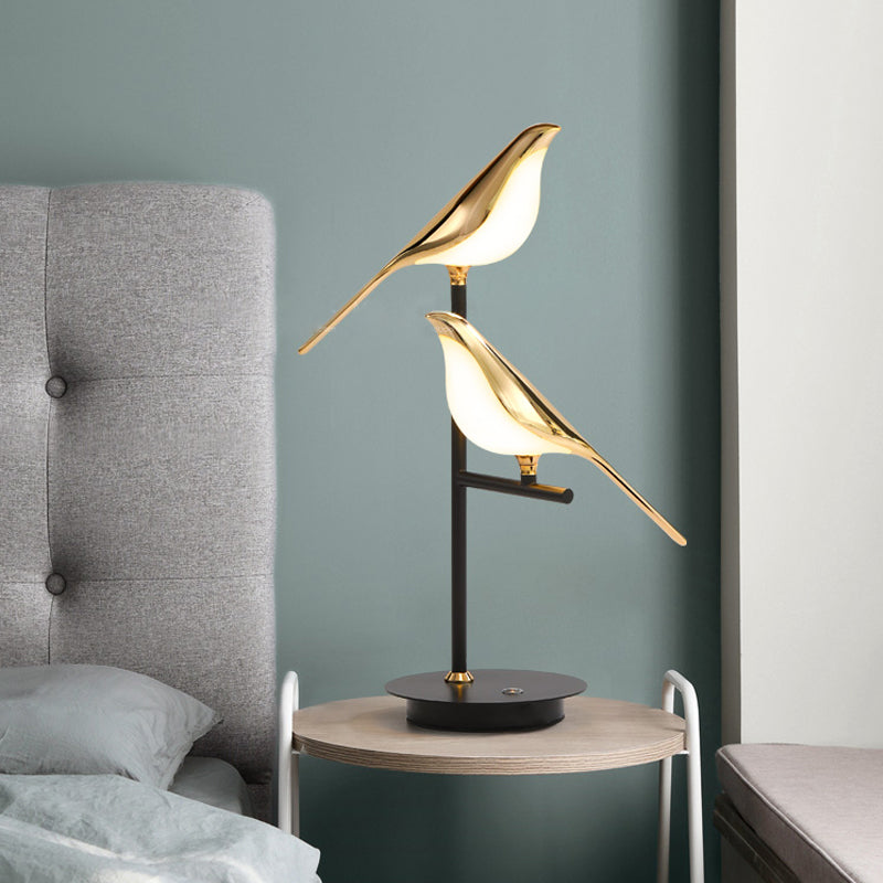 Luvion | Lampada da Tavolo LED Decorativa per Illuminazione di Camera da Letto e Soggiorno