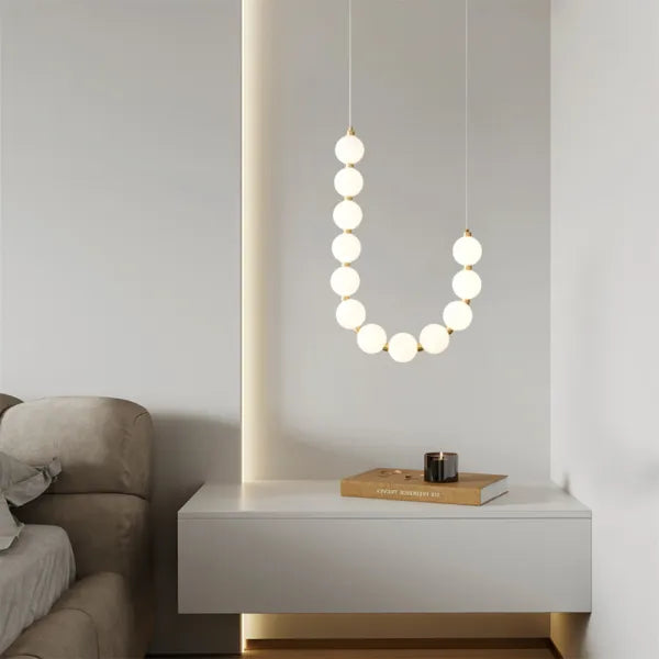 Lampadario elegante con lucente eleganza