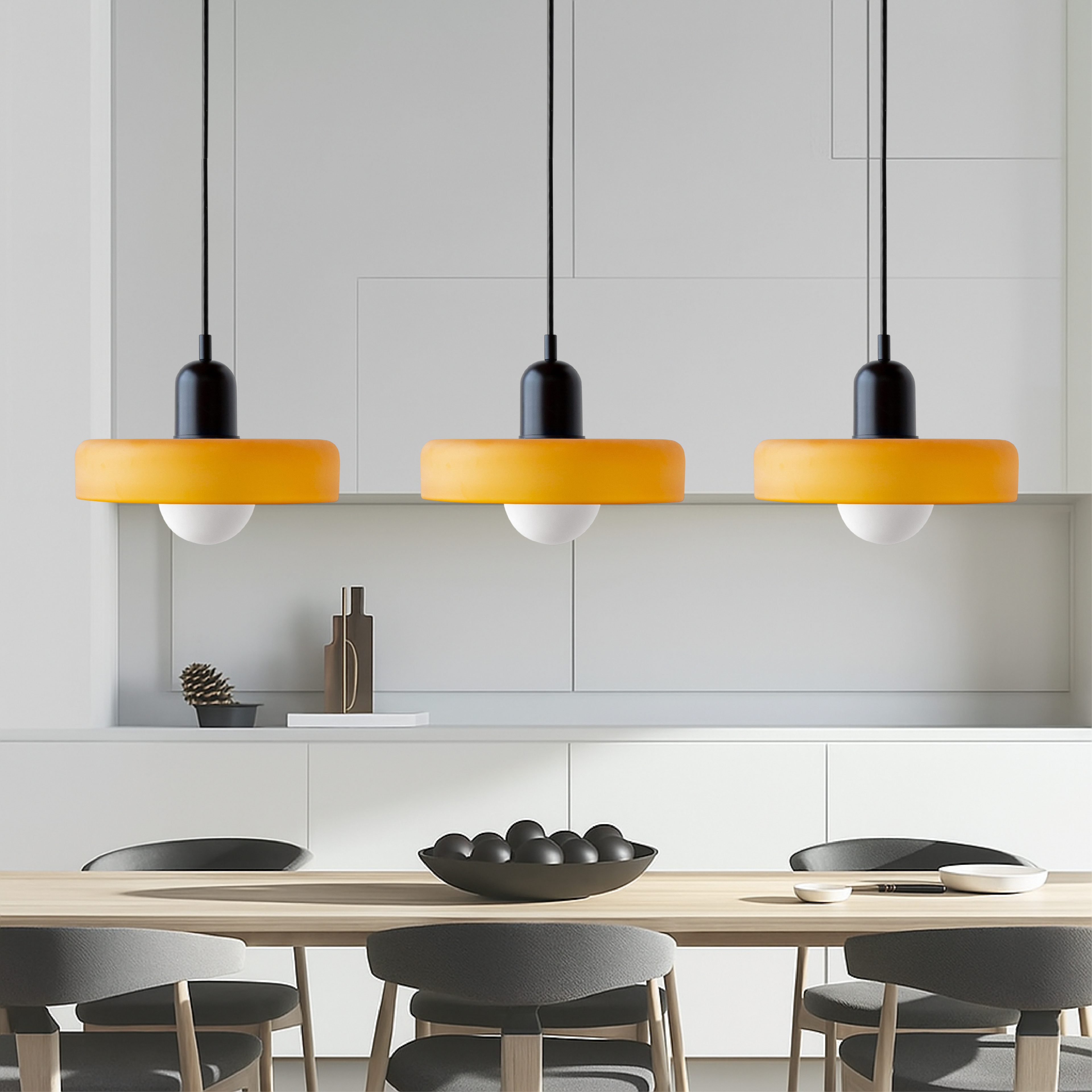 Lampada a sospensione in vetro colorato Bauhaus a 3 teste per spazi abitativi moderni