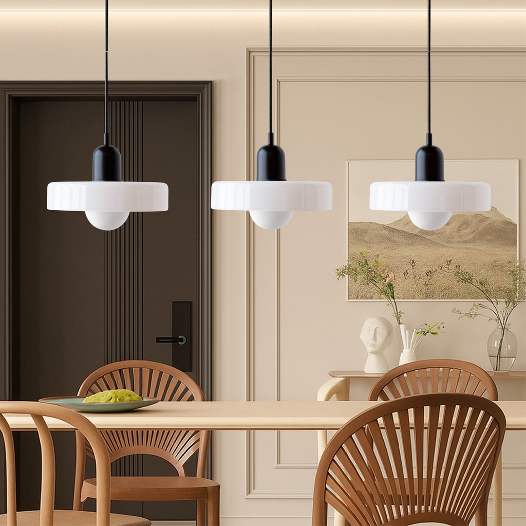 Lampada a sospensione in vetro colorato Bauhaus a 3 teste per spazi abitativi moderni