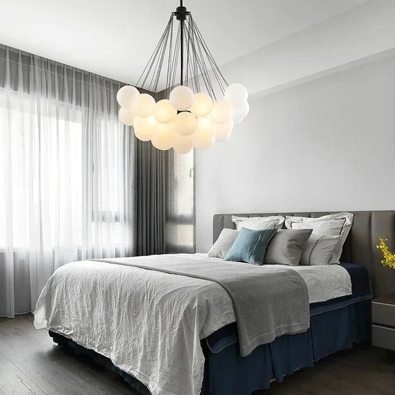Lampadario Karlene con Palline Opache