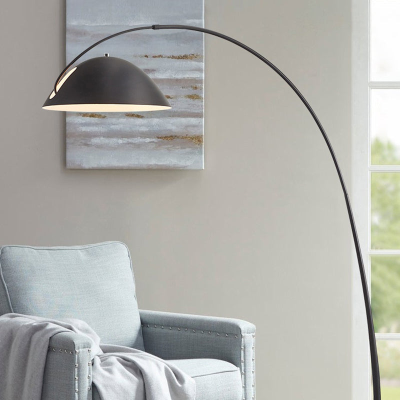 Lampada da Terra in Metallo Nero con Base Rotonda