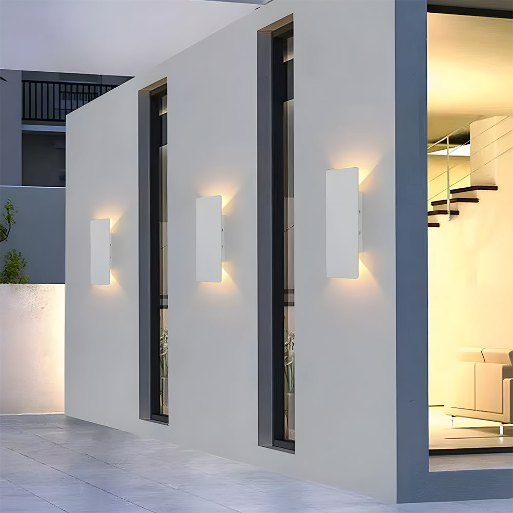 Selvik | Moderno Applique da Esterno in Alluminio con Classe di Protezione IP65 in Quattro Lunghezze per Giardino, Patio e Vialetto