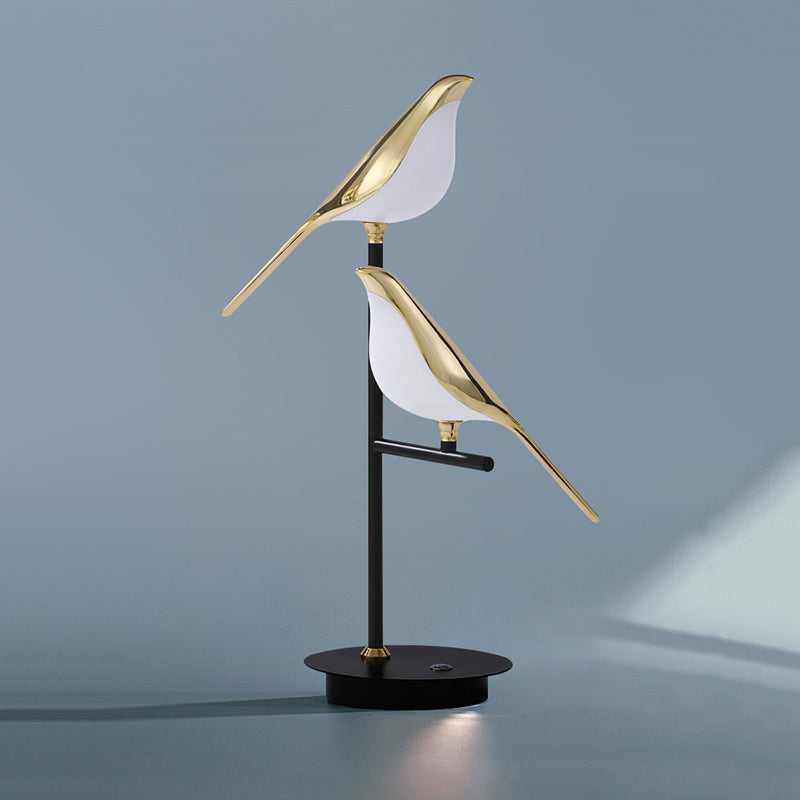 Luvion | Lampada da Tavolo LED Decorativa per Illuminazione di Camera da Letto e Soggiorno