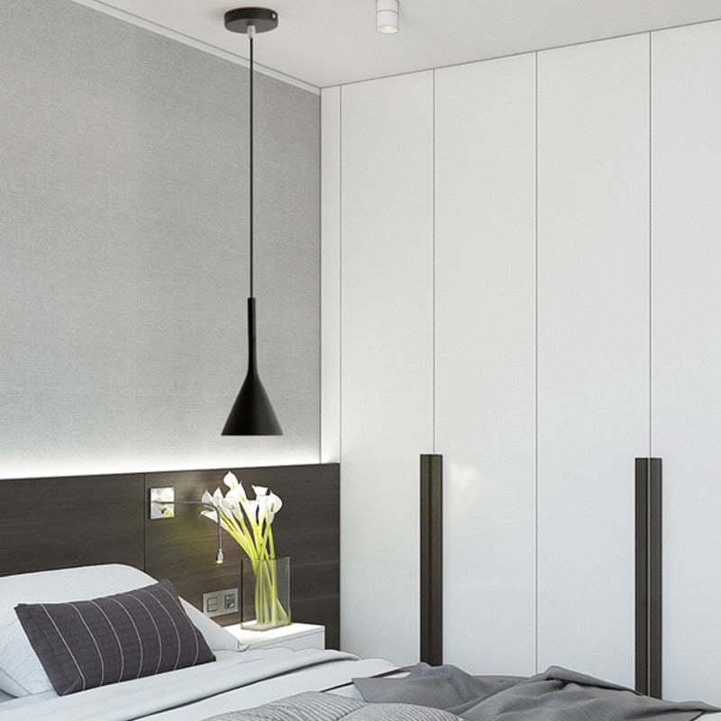 Lampada a sospensione triangolare moderna - Trionda | Brehn