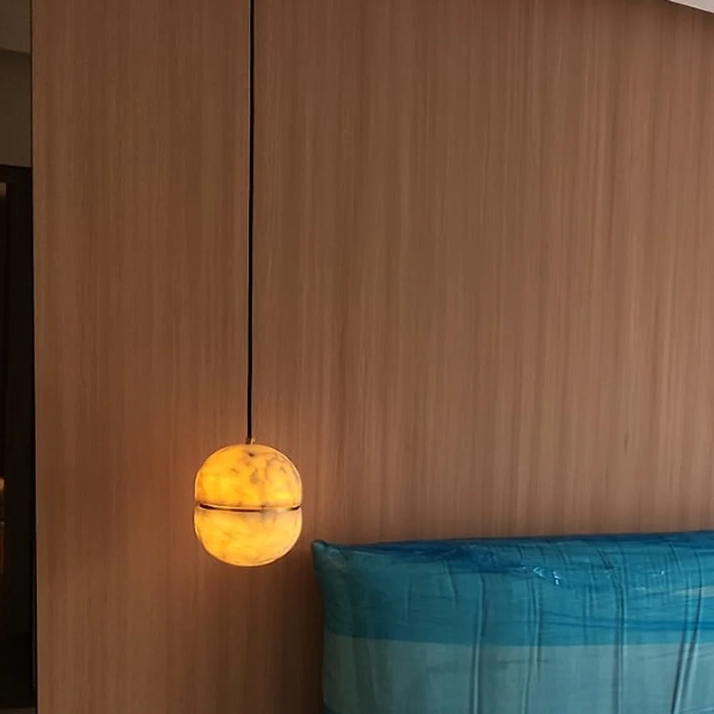 Lampadario in Marmo per Interni Eleganti