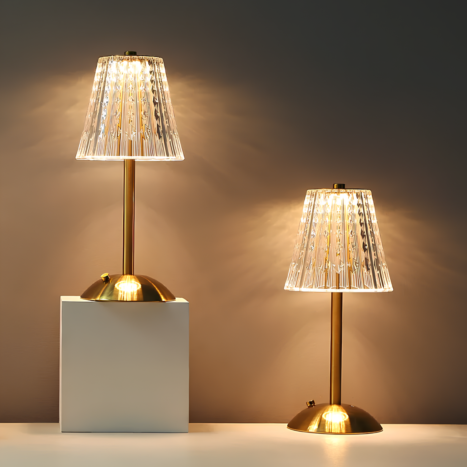 Lampada da tavolo in cristallo dorato - Aurora Luxe