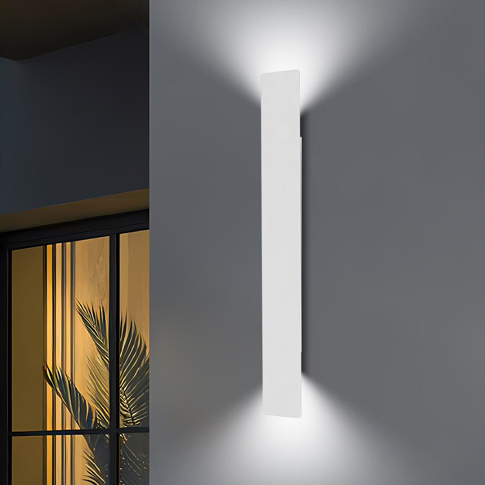 Selvik | Moderno Applique da Esterno in Alluminio con Classe di Protezione IP65 in Quattro Lunghezze per Giardino, Patio e Vialetto