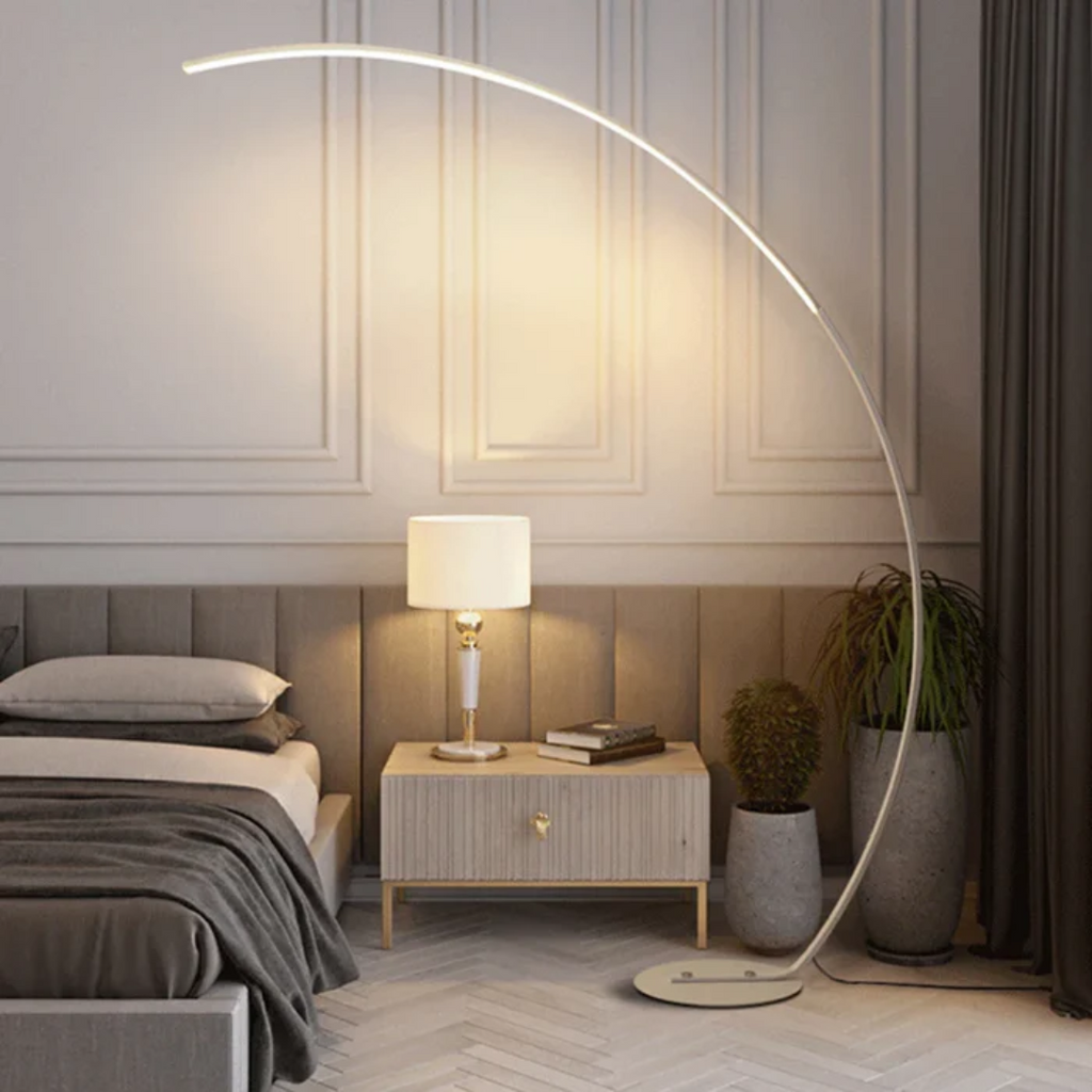 Ovria - Lampada da terra LED minimalista