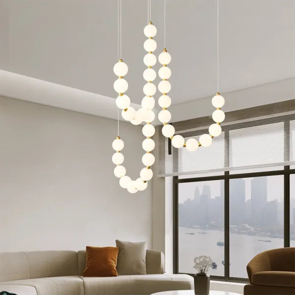 Lampadario elegante con lucente eleganza