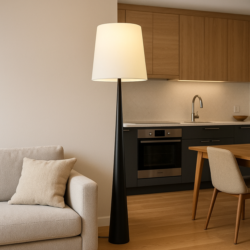 Lysenne – Lampada da Terra Scandinava con Paralume in Tessuto