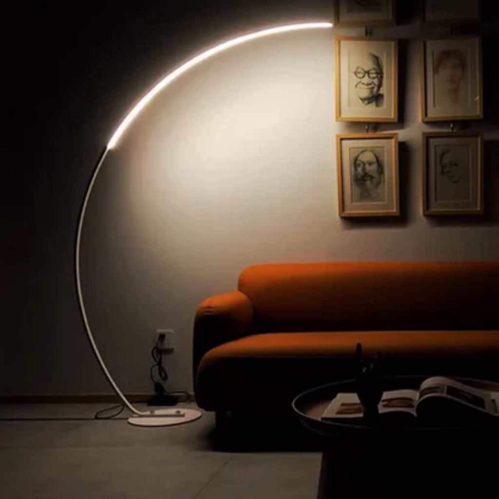 Ovria - Lampada da terra LED minimalista
