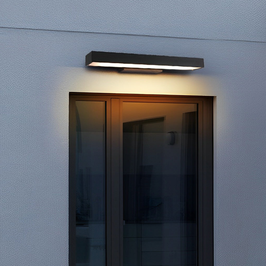 Lampada da Parete LED Moderna con Sensore di Movimento e Scocca Nera