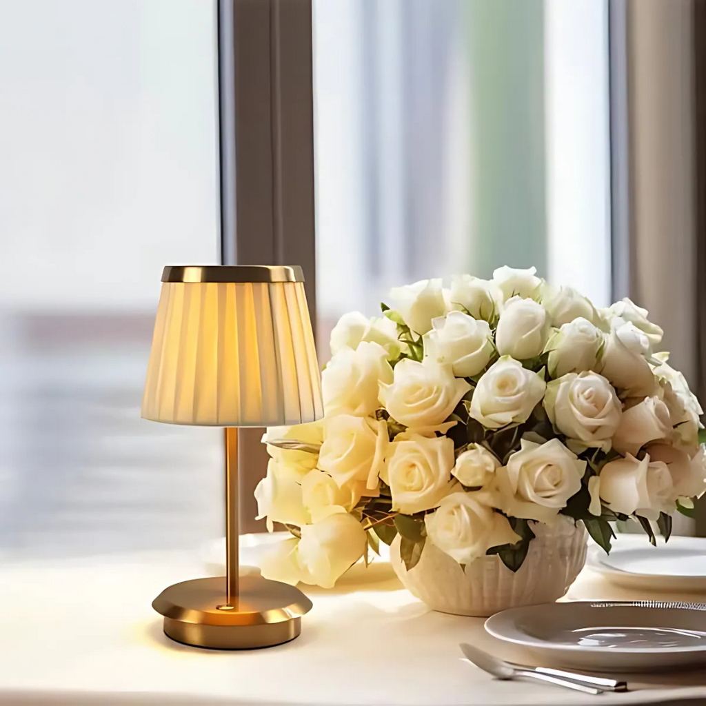 Pollux - Lampada da Tavolo LED Classica