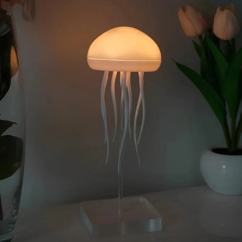 Medusa Floating Glow