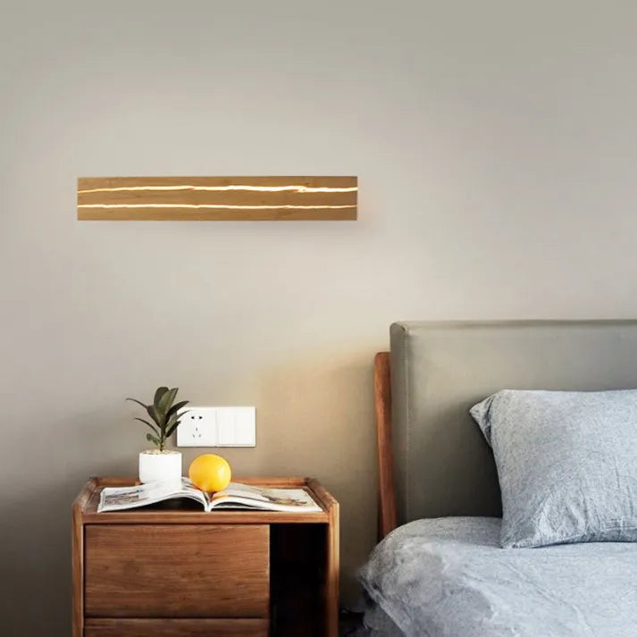 Lampada da Parete in Legno Naturale Illuminazione Armoniosa e Struttura Durevole