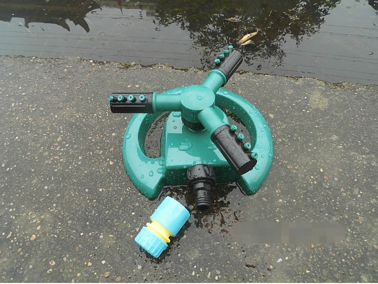 Spruzzatore da Giardino Regolabile a 360° per Prato