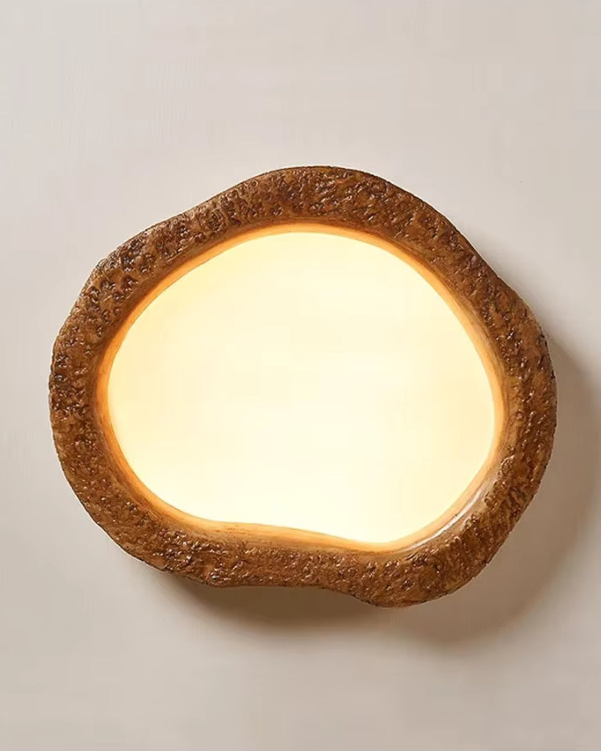 Lampada in legno minimalista in stile Japandi con effetto luminoso
