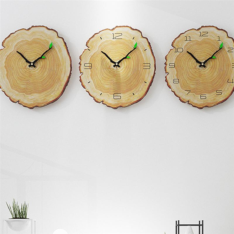 Orologio da parete con anelli annuali in legno