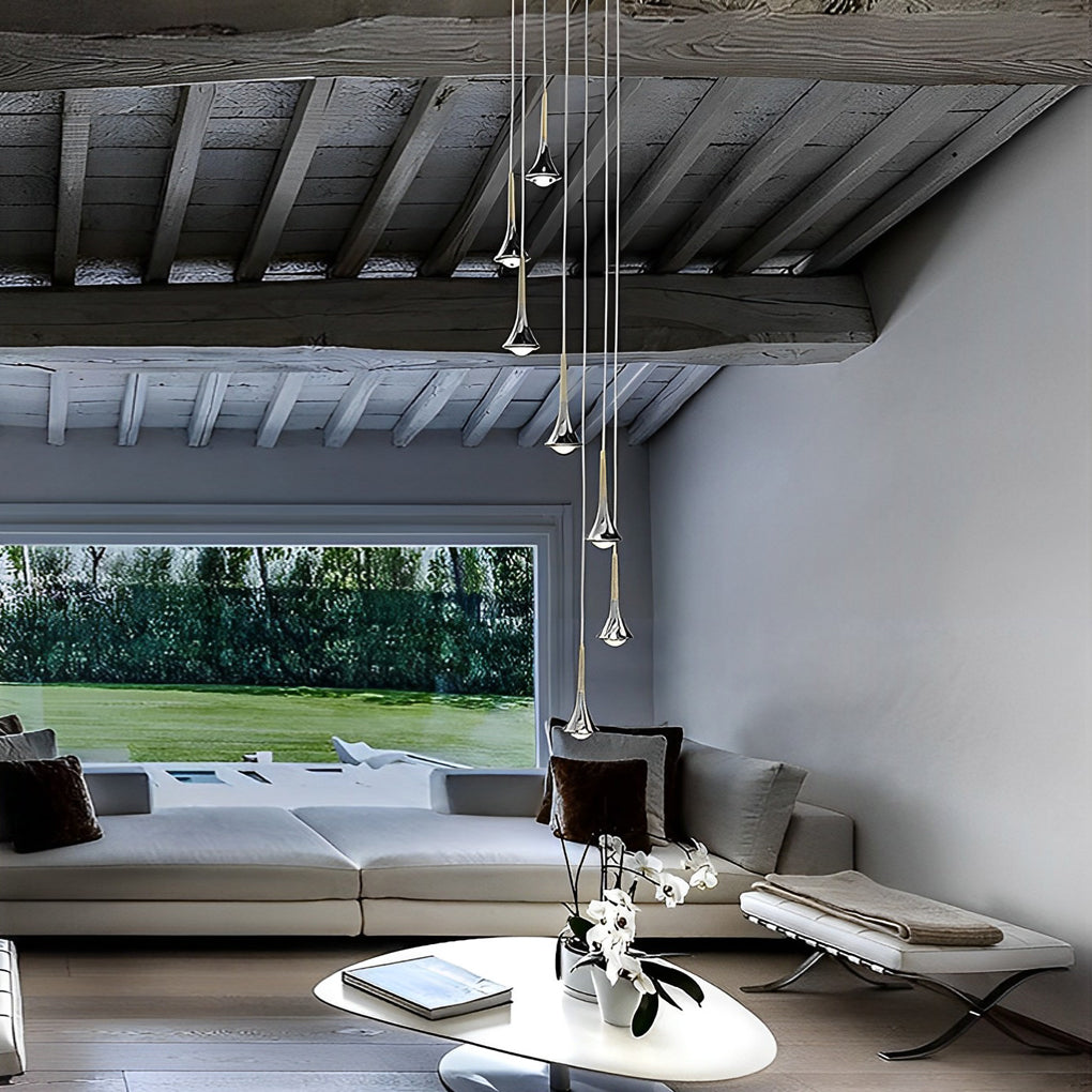 LumiDrop Nordic Design Pendelleuchte | Forma a Goccia | Elegante Luce LED per Sala da Pranzo e Soggiorno | In Nero, Oro e Cromo