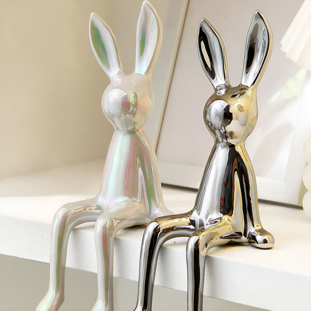 Clavra - Scultura di Coniglio in Ceramica Luccicante