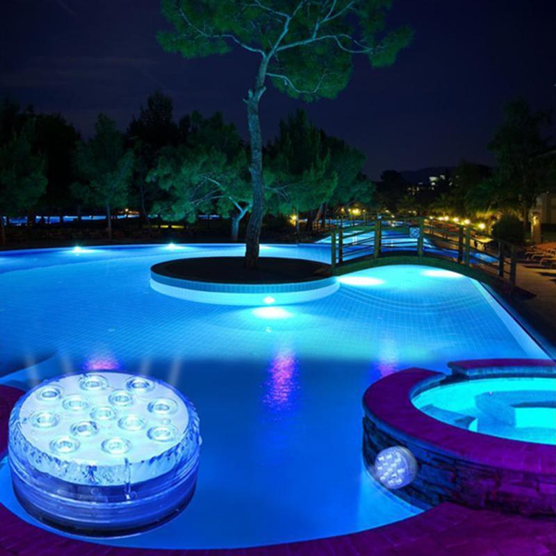 Luci LED subacquee per piscine